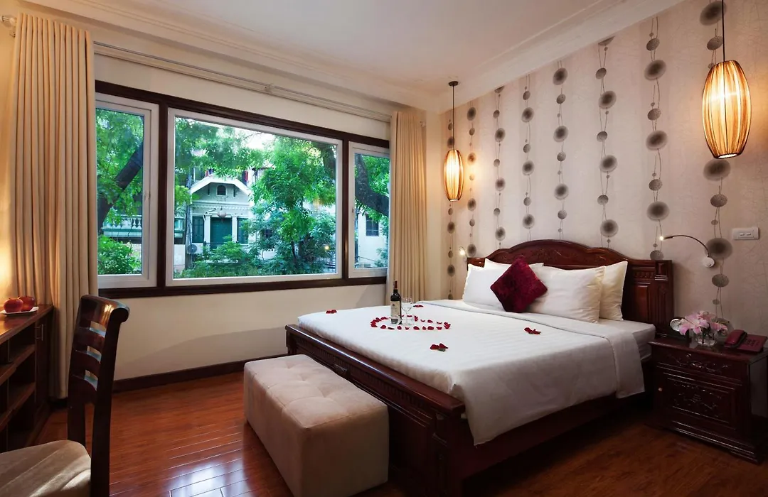 Hanoi Golden Moon Hotel & Travel-1